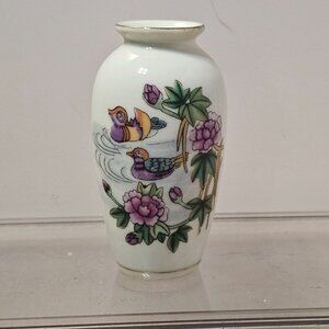 Vintage 4.75 Inch Mandarin Duck Vase Genuine Porcelain Trimmed in Gold ECU